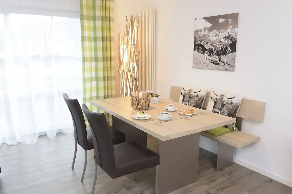 Ferienwohnungen Gerlach Oberstdorf Apartman
