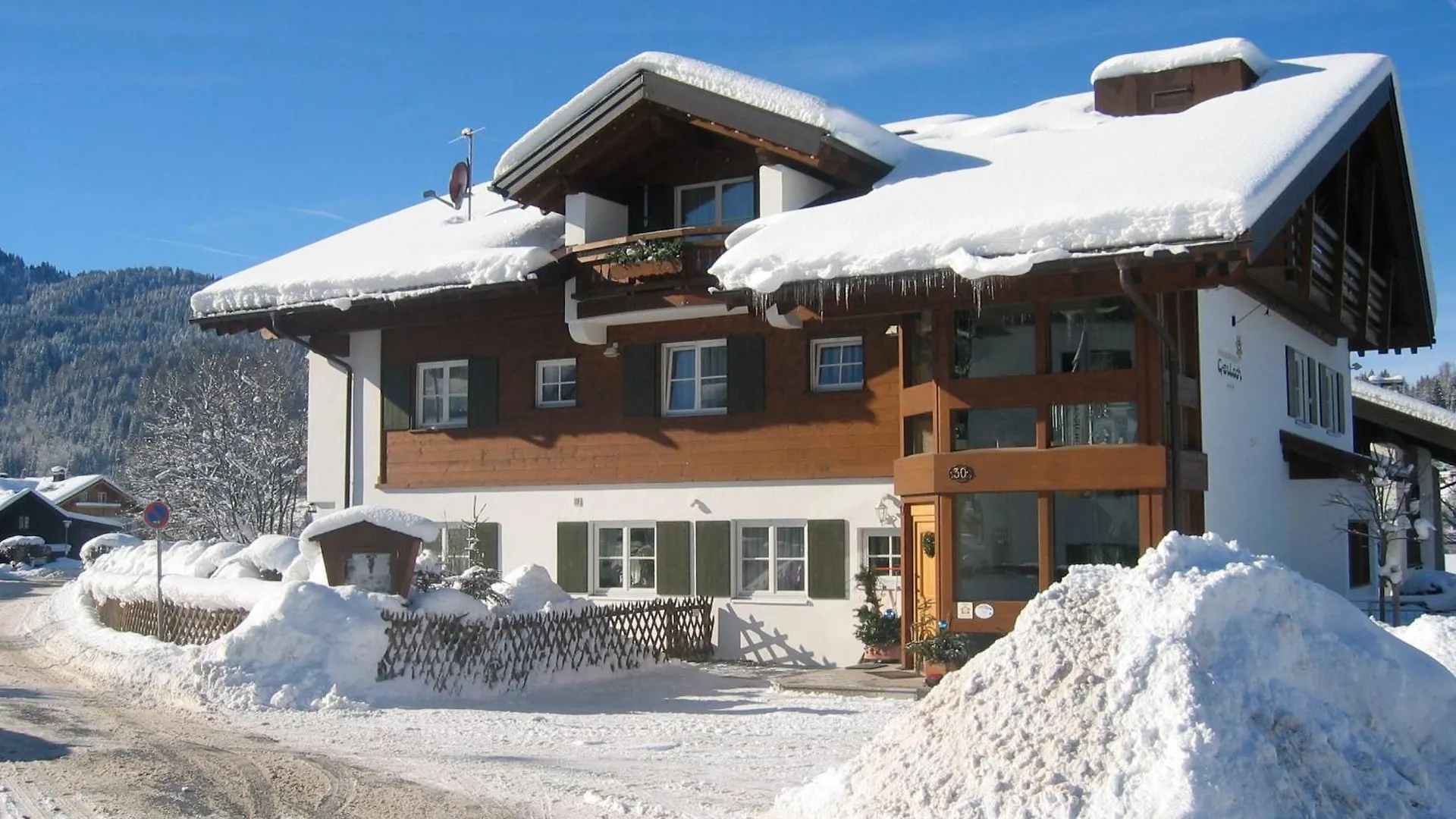 Ferienwohnungen Gerlach Oberstdorf 0*,  Németország